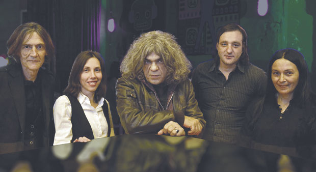 Авангарда тресе и удара